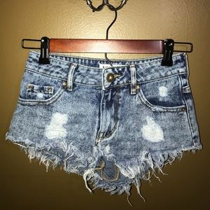 Size 0 Bullhead Denim Co. “High Rise Short”